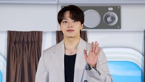 여진구, 손편지로 입대 소식 전해…“더 단단해져 돌아오겠다”