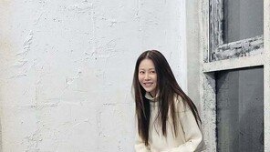 고현정, 54세 맞아? 청순 긴생머리에 ‘동안 미모’