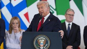 트럼프의 주책…만수르 보더니 “끝없는 돈! 좋은 사람!”