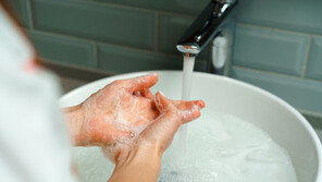 성인 6명중 1명 용변후 손 안씻어…남성, 여성의 2배