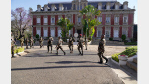 마다가스카르 ‘Z세대 시위’에 군부 합세…대통령 해외 도피