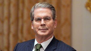 목소리 키우는 베선트 “내가 연준의장이면 韓과 통화스와프”