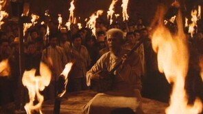 끊어진 絃 위에서 들려온 시의 숨결… 천 번의 어둠 끝에서 길어 올린 生의 울림