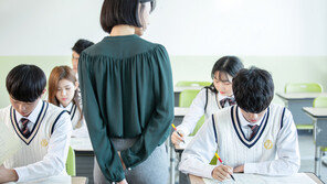 “자녀 학교 근무 교사 72명 넘어“…사립은 여전히 사각지대