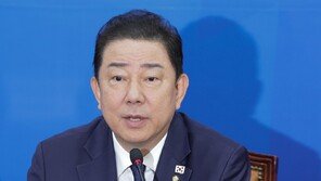 與 김병기 “수십억 빚내 집 사는게 맞나”… 野 “金은 송파 아파트 전액 현찰로 샀나”