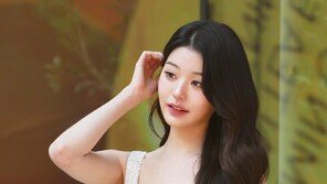 “마지막 기회 달라” 울먹였지만…‘장원영 비방’ 탈덕수용소, 2심도 징역 4년 구형