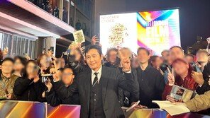 로튼 100% 유지 중 ‘어쩔수가없다’, 런던 국제영화제서도 열광