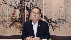 기재차관 “부동산 대책 文때와 달라…토허구역 발효되면 시장 안정”