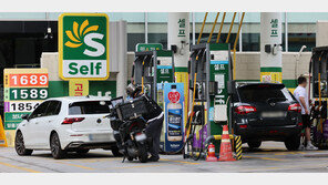 美 원유, 펜데믹 이후 최저치…트럼프 관세·공급 과잉 ‘이중 영향’