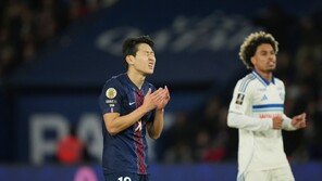 이강인 골대 강타…PSG, 스트라스부르와 3-3 무승부