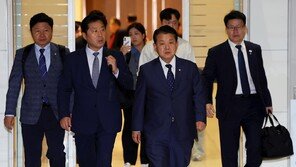 與 “송환자들, 폭력감금 피해자이자 범죄 가해자… 냉정히 대처”