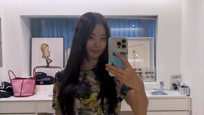 47세 김사랑, 최강 동안 미모…“다이어트할 땐 따뜻한 물”