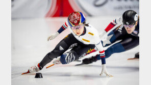 쇼트트랙 ‘간판’ 최민정, 2차 월드투어 여자 1500m 금빛 질주