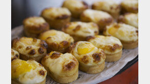 “빵에 보물 담겨있다”…바게트와 어깨 나란히 한 한국 길거리 간식은?