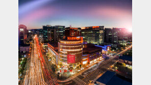 공장-매장이 한 건물에 있는 ‘팩토리 아울렛’ 도입