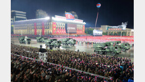 “北 80주년 열병식 역대 3번째 규모…‘정밀 타격용 무기’ 과시”