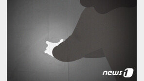 노래방서 술 취해 잠든 여성 추행한 30대男 징역 2년