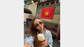 ‘성매매 논란’ 지나, 9년 만에 일본서 포착…“이젠 여행 중”