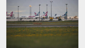 “등받이 젖히려면 돈 더 내”…캐나다 항공사 유료화 논란