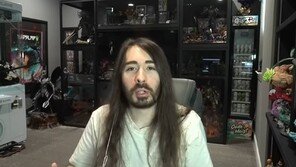 “팬들 돈 더 이상 받지 않겠다”…500억 유튜버 선언