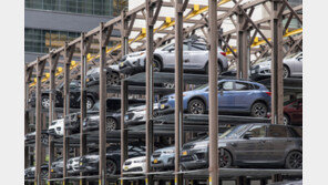 차에서 잠든새 주차타워 15층에…문 열고 나오다 추락사