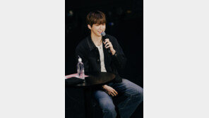 강다니엘, 日 팬미팅 성료…신곡 ‘수채화’ 무대 최초 공개