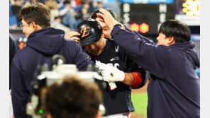 반전 드라마 쓰는 하주석…한화의 가을야구 주역으로 ‘우뚝’