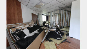 출근하며 휴대폰 반납·방음시설까지…韓 57명 체포된 현장 보니