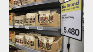 ‘아우어베이커리’ 시그니처 5종 컬래버… 더티초코 콘셉트, 페스츄리 등 재해석