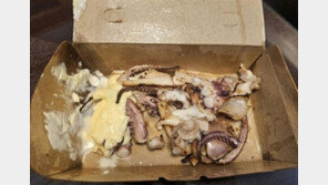 ‘반토막 오징어’ 고발 사진의 반전…상인회 “먹던 것 찍은 듯”