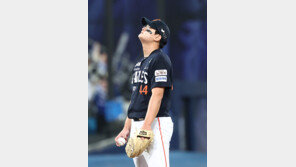 “5차전 마무리 또 김서현”… 김경문 신의 한수? 고집?