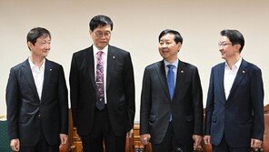 구윤철 “외환시장 변동성 지속…필요 시 적기 대응”