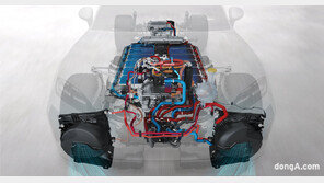 포르쉐, 고전압 시스템 혁신 기술 공개… 충전 효율·성능·주행거리↑