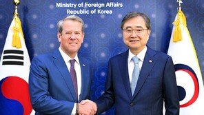 조현 만난 美 조지아 주지사 “트럼프에 제조업 전용 90일 비자 건의”