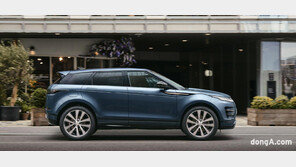 도심형 고급 SUV 정석 레인지로버 ‘이보크’