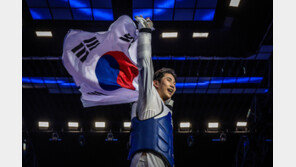 강상현, 세계태권도선수권 남자 87㎏ 초과급 우승…2회 연속 금메달