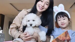 이정현, 3세 딸과 요리책 출간…“수익금 전액 어린이병원 기부”