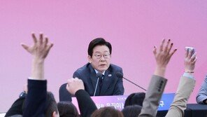 국힘 “대통령실 고위공직자 30명 중 절반이 다주택자…野대표 비난 비겁”