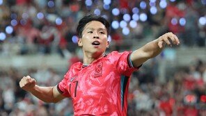 스완지 엄지성, 시즌 정규리그 1호 도움…노리치 2-1 승리 일조