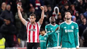 ‘EPL 챔피언’ 리버풀, 4연패 부진…‘라이벌’ 맨유는 3연승