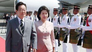 李, 아세안서 APEC 전초전… 무역전쟁 속 외교 다변화 행보