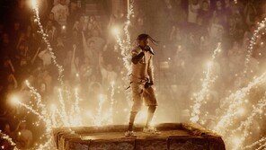 첫 내한 트래비스 스콧, 무한 ‘핀’·떼창 터졌다