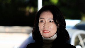 ‘선거법·공무원법 위반’ 이진숙, 3차 경찰 조사 출석