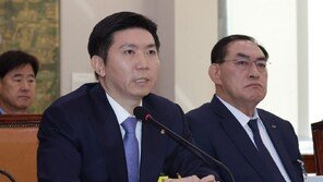 경찰, 유승민 대한체육회장 조사…인센티브 차명 수령 의혹