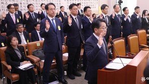 與, 법원행정처 폐지-재판중지법 추진… 野 “李정권 중지될 것”