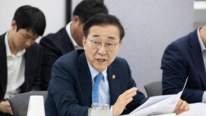 김윤덕 국토장관 “이상경 사퇴 송구…국민 눈높이 다시 생각”