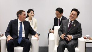 李 만난 AWS 대표 “수도권 AI데이터센터 구축에 50억달러 투자”