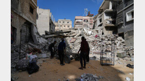 이스라엘, ‘휴전 준수’ 발표 후에도 공습 계속…최소 2명 사망