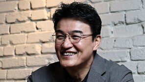 [단독]박중훈 “첫 오디션때 팬티만 입고 섀도복싱에 막춤 췄죠”