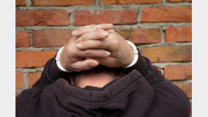 “19살에 고문당해 허위자백”…34년 만에 법이 사과했다